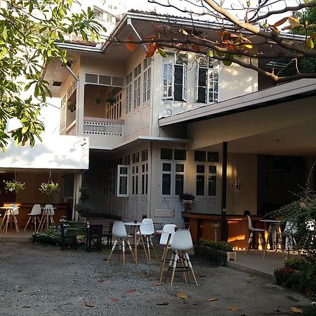 Coc Guest House & Hostel Chiang Mai Buitenkant foto