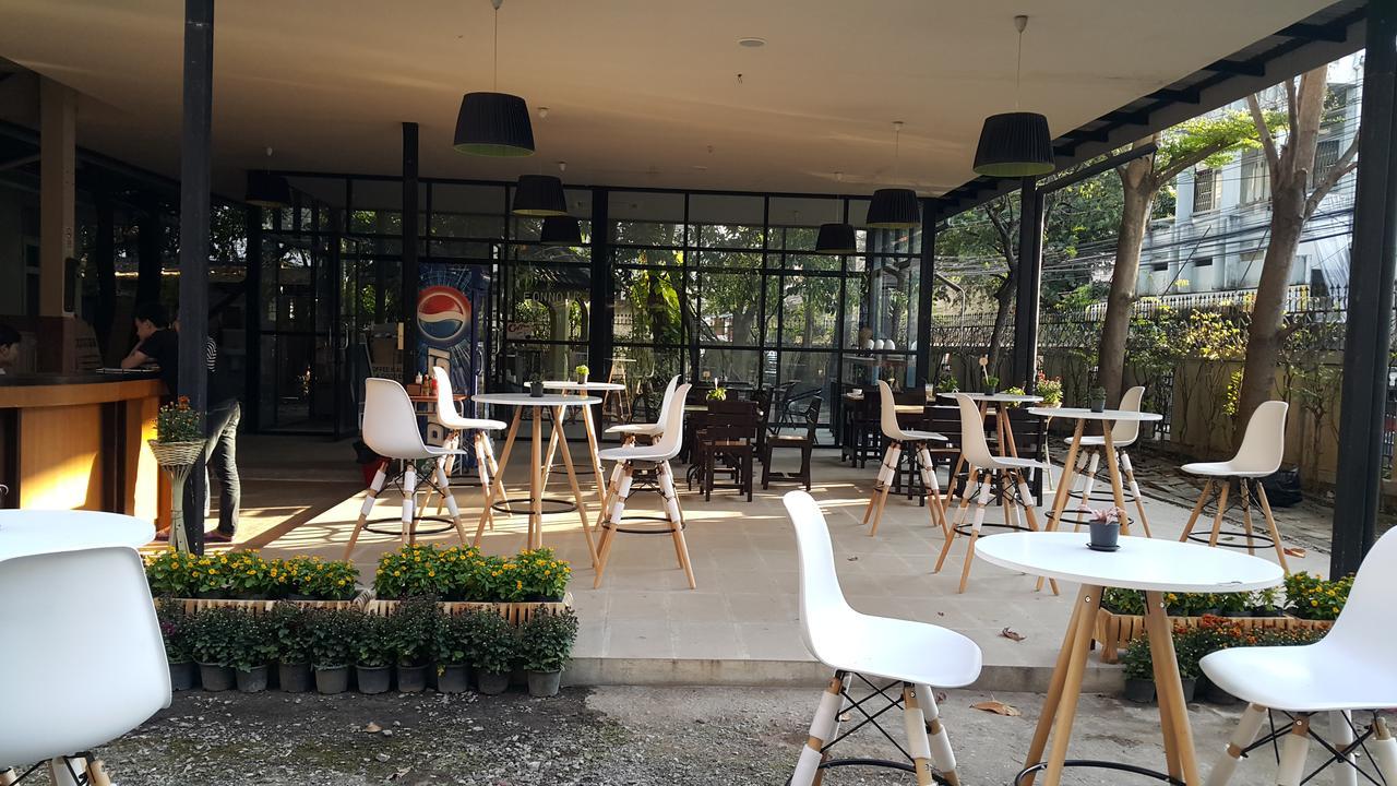 Coc Guest House & Hostel Chiang Mai Buitenkant foto