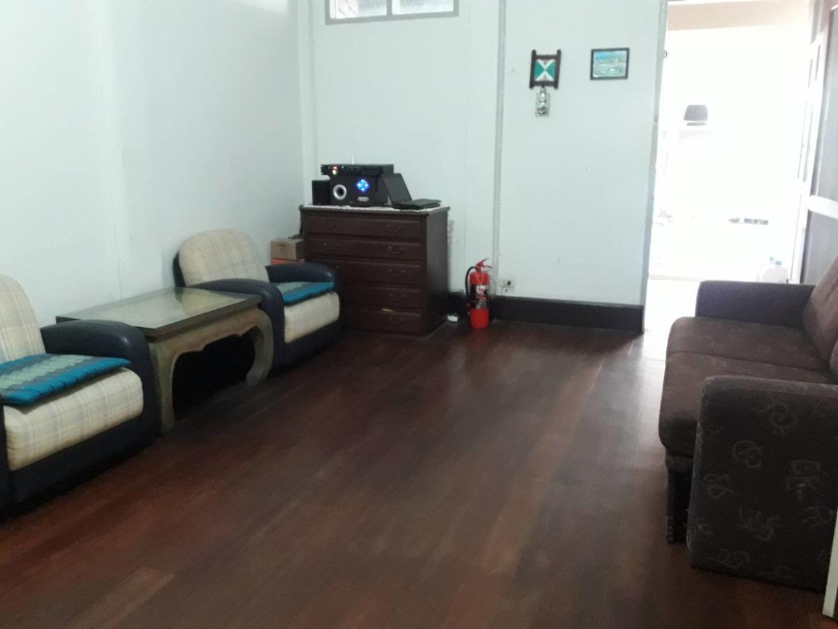 Coc Guest House & Hostel Chiang Mai Buitenkant foto
