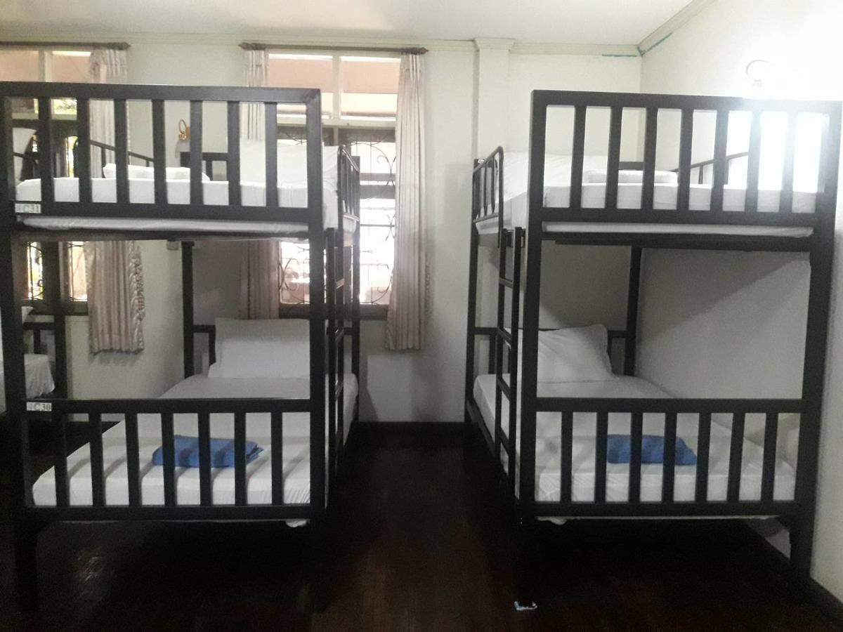 Coc Guest House & Hostel Chiang Mai Buitenkant foto