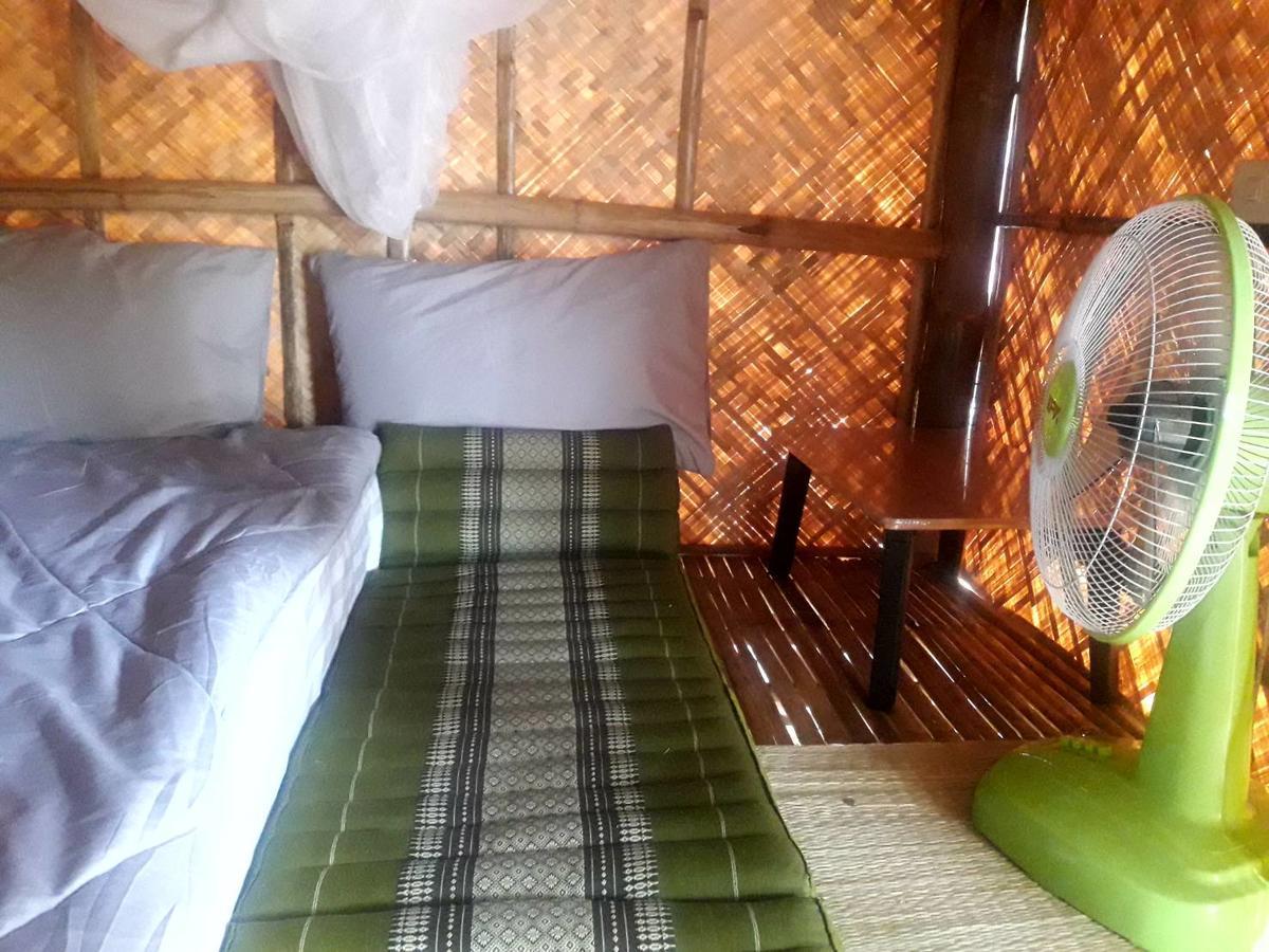 Coc Guest House & Hostel Chiang Mai Buitenkant foto