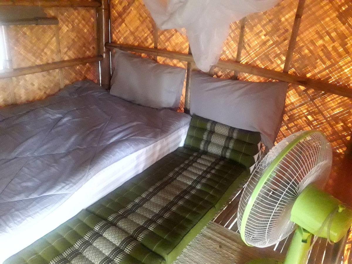 Coc Guest House & Hostel Chiang Mai Buitenkant foto