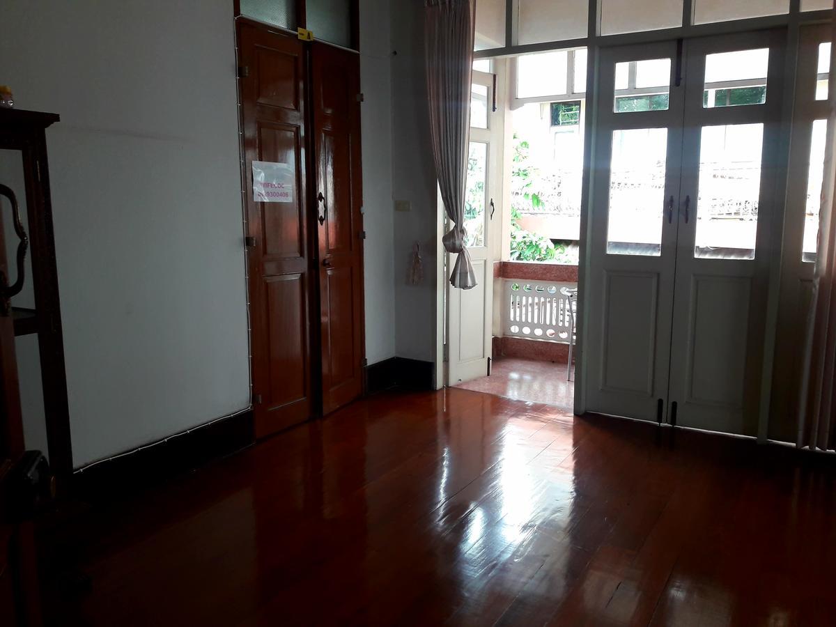 Coc Guest House & Hostel Chiang Mai Buitenkant foto