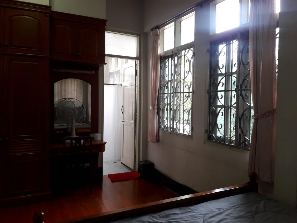 Coc Guest House & Hostel Chiang Mai Buitenkant foto